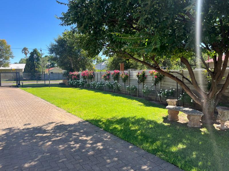 4 Bedroom Property for Sale in Wolmaransstad North West